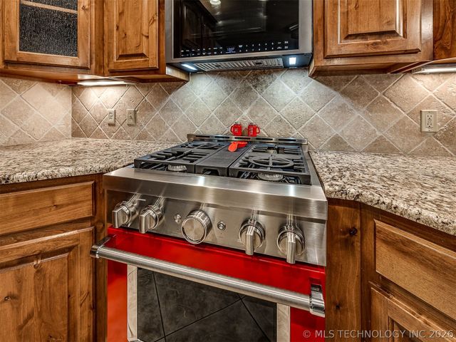 1204 W Fargo Lane, Broken Arrow, OK 74012