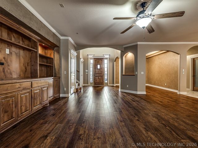 1204 W Fargo Lane, Broken Arrow, OK 74012