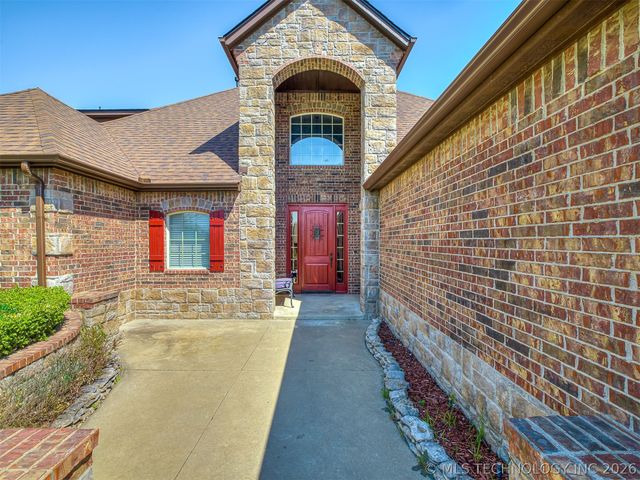 1204 W Fargo Lane, Broken Arrow, OK 74012
