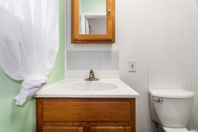53332 Oakton Drive, South Bend, IN 46635