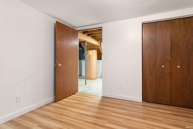 53332 Oakton Drive, South Bend, IN 46635