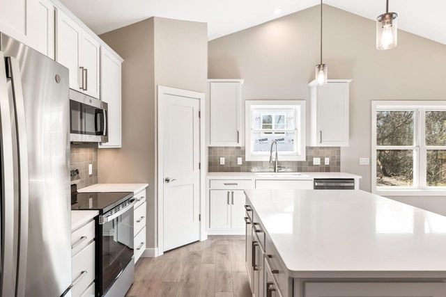 730 Kensington Drive, Ripon, WI 54971