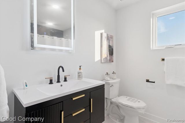 125 N Washington Ave Avenue, Royal Oak, MI 48067