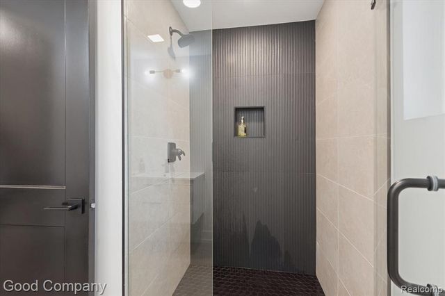 125 N Washington Ave Avenue, Royal Oak, MI 48067