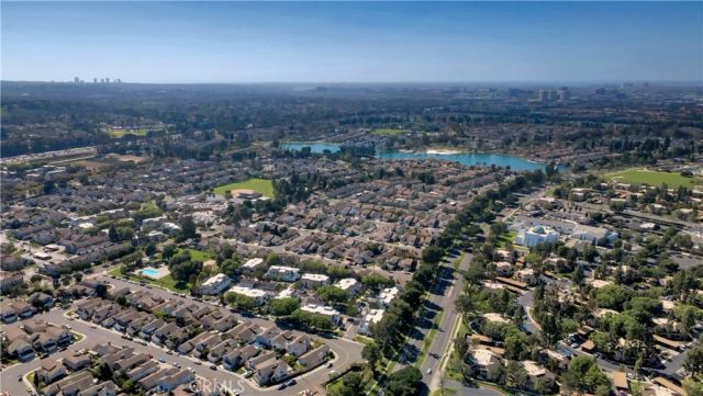 125 Briarglen, Irvine, CA 92614