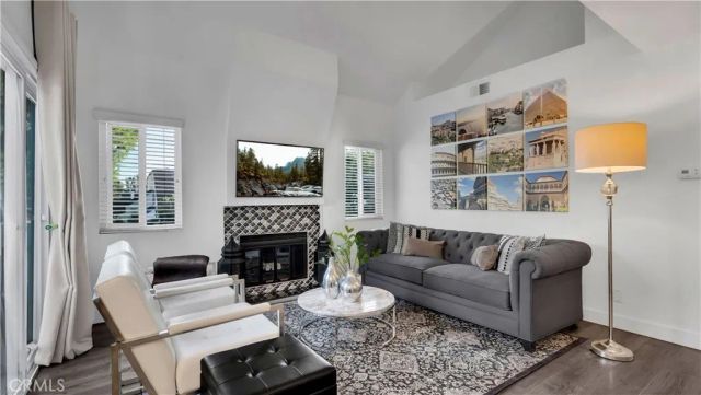 125 Briarglen, Irvine, CA 92614