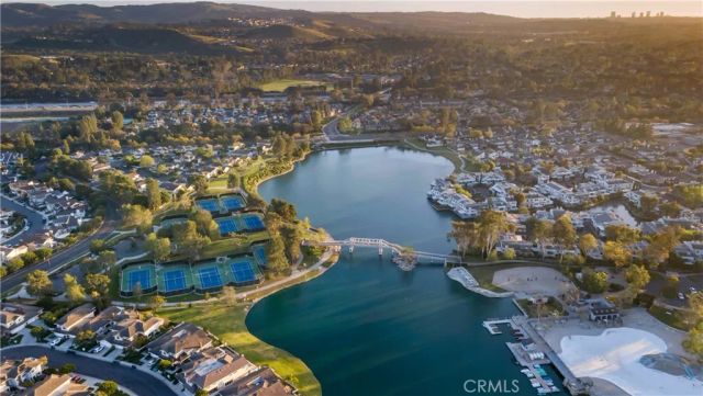 125 Briarglen, Irvine, CA 92614