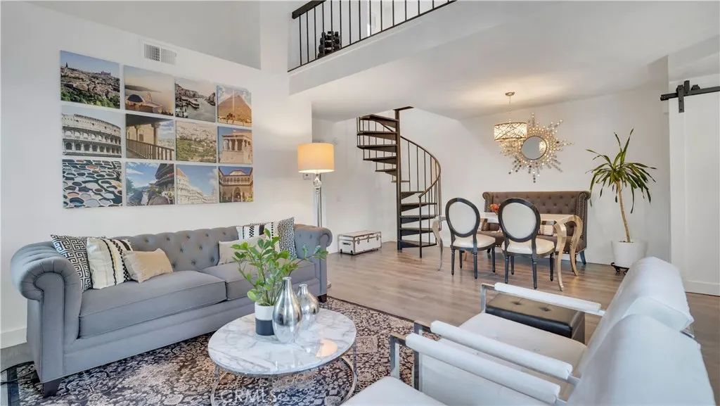 125 Briarglen, Irvine, CA 92614