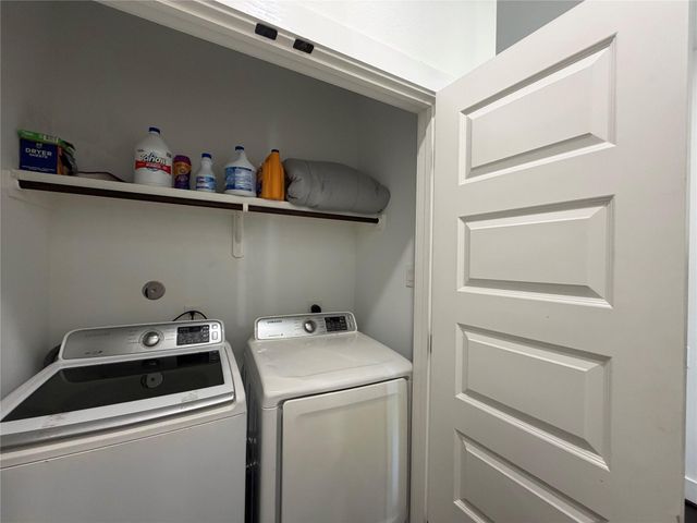 2417 Noble Street, Houston, TX 77026