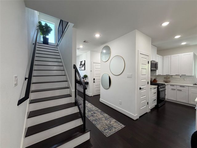 2417 Noble Street, Houston, TX 77026