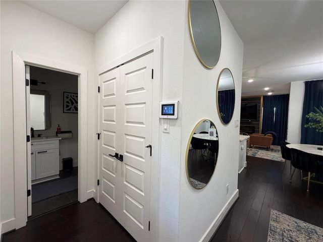 2417 Noble Street, Houston, TX 77026