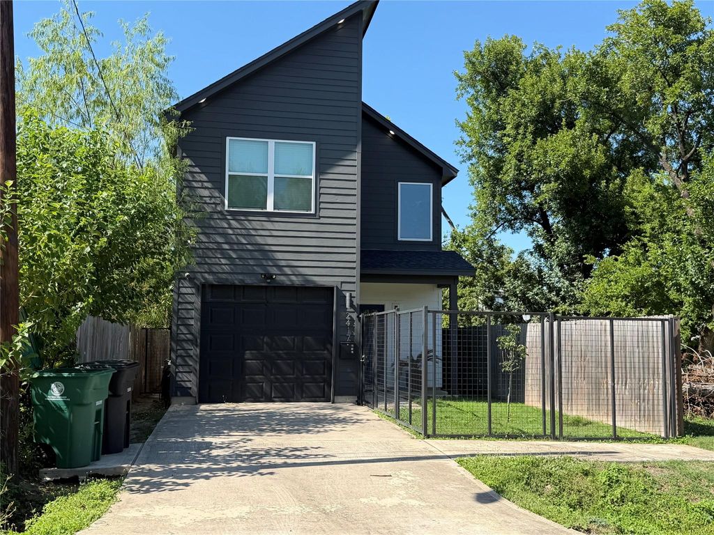2417 Noble Street, Houston, TX 77026