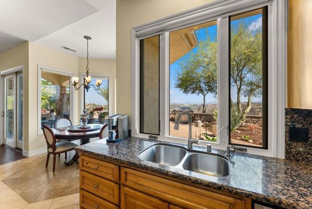 28820 Willow Park Road, Escondido, CA 92026
