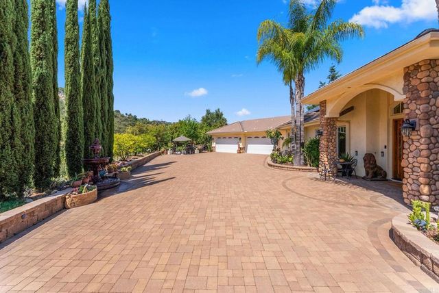 28820 Willow Park Road, Escondido, CA 92026