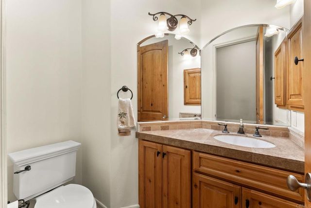 28820 Willow Park Road, Escondido, CA 92026