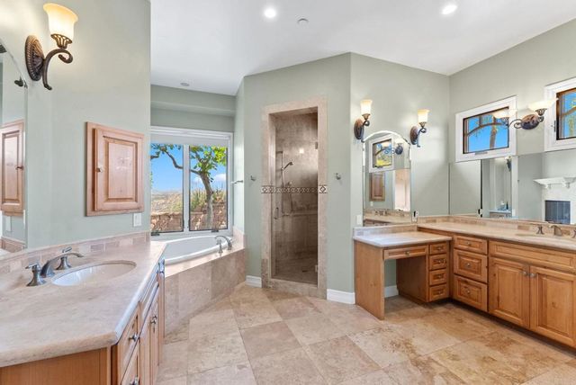 28820 Willow Park Road, Escondido, CA 92026