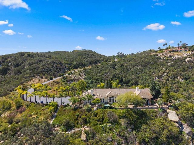 28820 Willow Park Road, Escondido, CA 92026