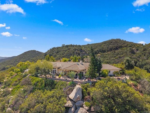 28820 Willow Park Road, Escondido, CA 92026