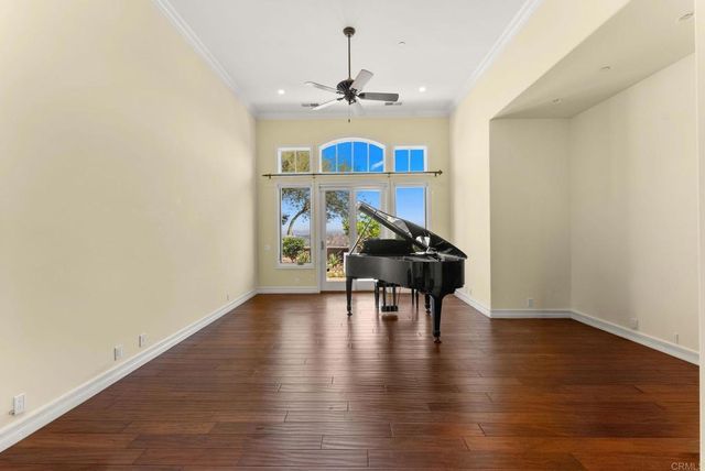 28820 Willow Park Road, Escondido, CA 92026
