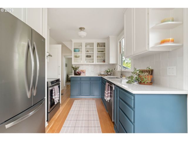 2235 Ne 37TH Ave, Portland, OR 97212