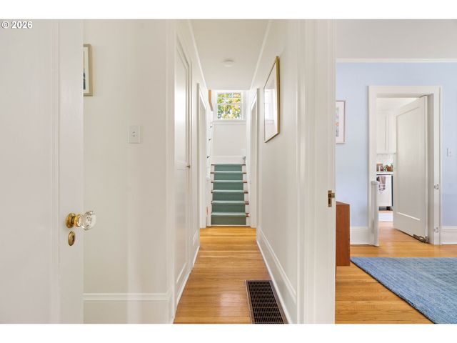 2235 Ne 37TH Ave, Portland, OR 97212