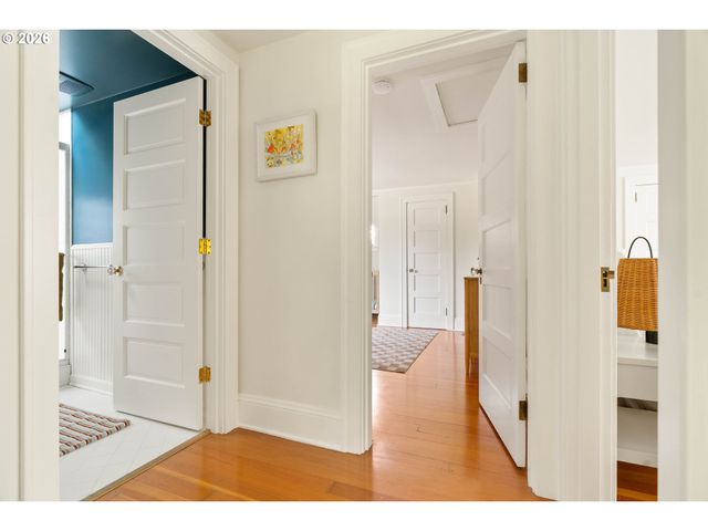 2235 Ne 37TH Ave, Portland, OR 97212