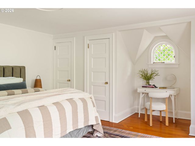 2235 Ne 37TH Ave, Portland, OR 97212