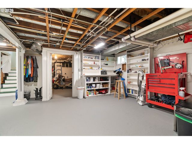 2235 Ne 37TH Ave, Portland, OR 97212
