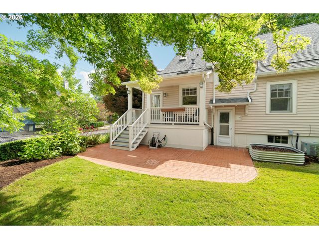 2235 Ne 37TH Ave, Portland, OR 97212