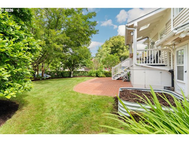2235 Ne 37TH Ave, Portland, OR 97212