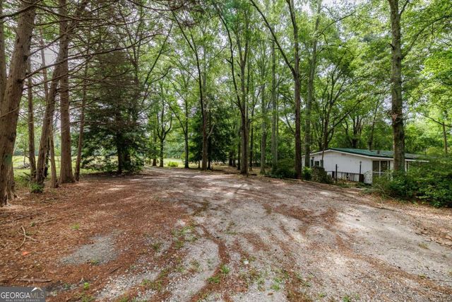 1541 Pete Dickens Road, Bogart, GA 30622