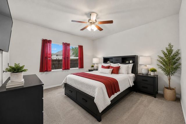 558 Nautical LOOP, Kyle, TX 78640