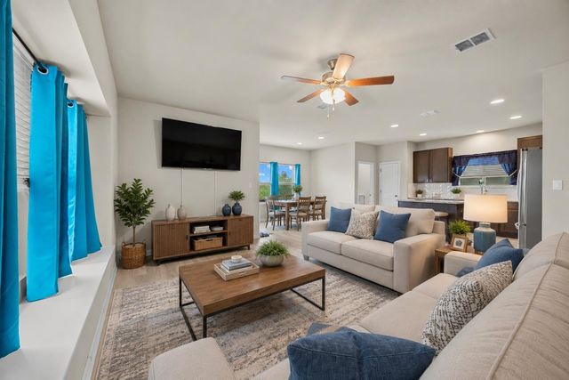 558 Nautical LOOP, Kyle, TX 78640