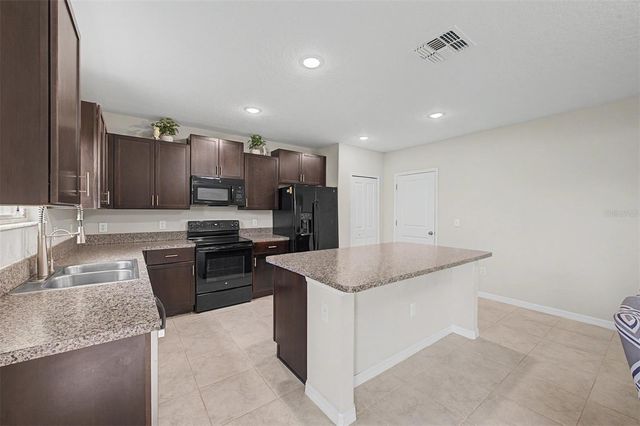 4710 WILD SENNA BOULEVARD, Tampa, FL 33619