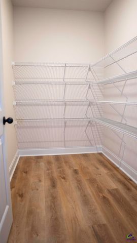 310 Garnet Drive, Bonaire, GA 31005