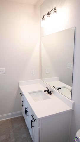 310 Garnet Drive, Bonaire, GA 31005