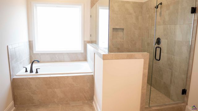 310 Garnet Drive, Bonaire, GA 31005