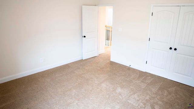 310 Garnet Drive, Bonaire, GA 31005