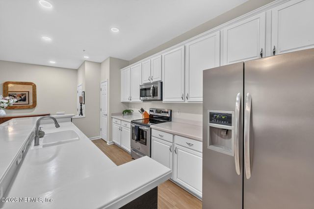 13364 BEACH Boulevard 719, Jacksonville, FL 32224