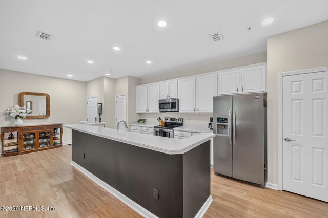 13364 BEACH Boulevard 719, Jacksonville, FL 32224