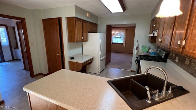 13841 Stoney Creek Drive, North Royalton, OH 44133