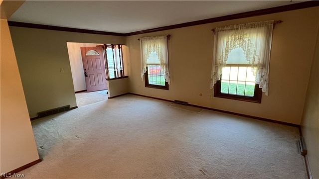 13841 Stoney Creek Drive, North Royalton, OH 44133