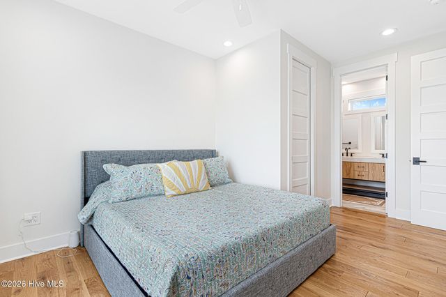 524 N Kinston Avenue, Atlantic Beach, NC 28512