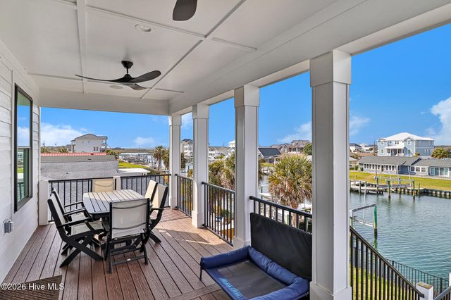 524 N Kinston Avenue, Atlantic Beach, NC 28512