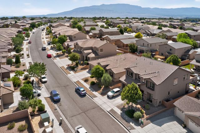 2716 Bayas Road SE, Rio Rancho, NM 87124