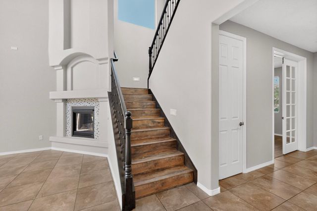 2716 Bayas Road SE, Rio Rancho, NM 87124