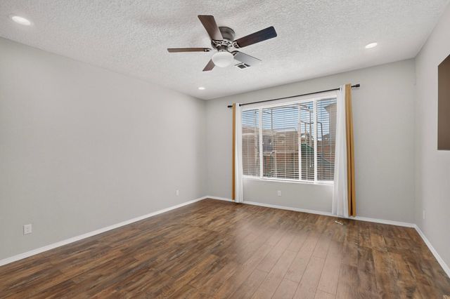 2716 Bayas Road SE, Rio Rancho, NM 87124