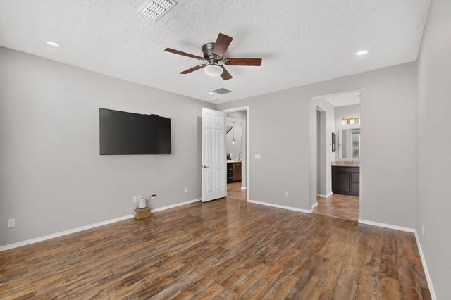 2716 Bayas Road SE, Rio Rancho, NM 87124