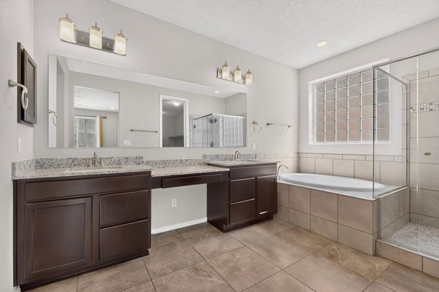 2716 Bayas Road SE, Rio Rancho, NM 87124