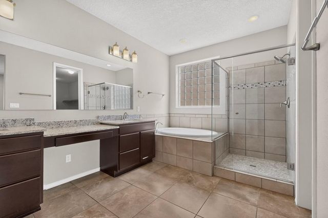 2716 Bayas Road SE, Rio Rancho, NM 87124